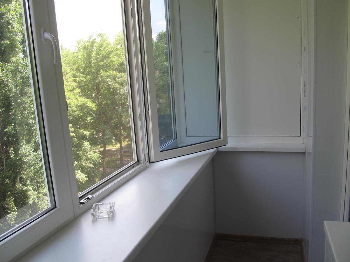 Двухкомнатные Апартаменты Центр Mystetsʹka 3 Kr Apartments Kryvyi Rih Dış mekan fotoğraf